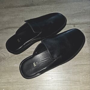 Zara black leather thick sole mules